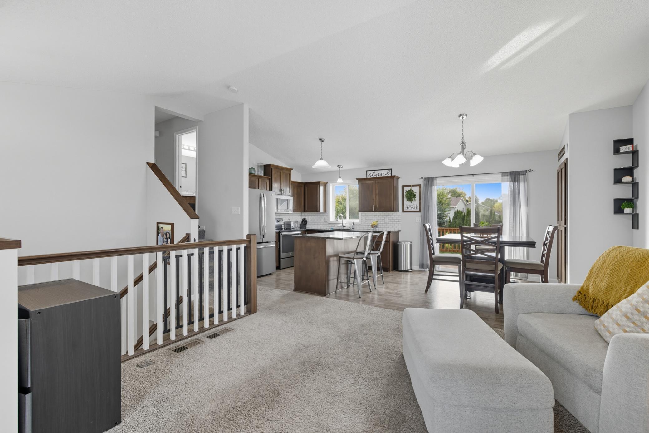 921 Cedar Avenue North Maple Lake, MN 55358 - Photo 3 of 29