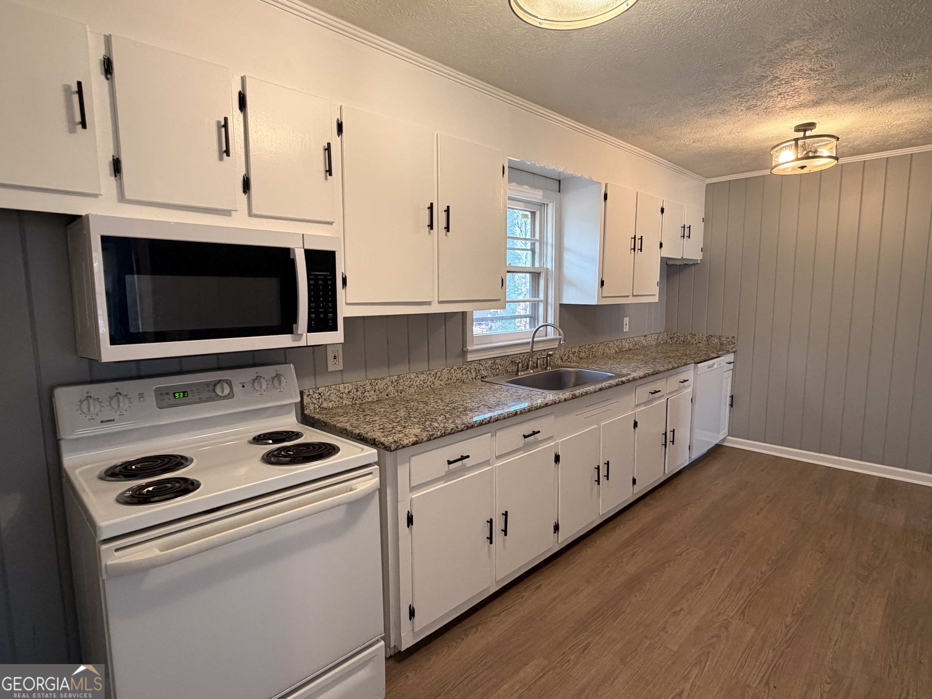 224 Rutland Circle LaGrange, GA 30241 - Photo 7 of 19