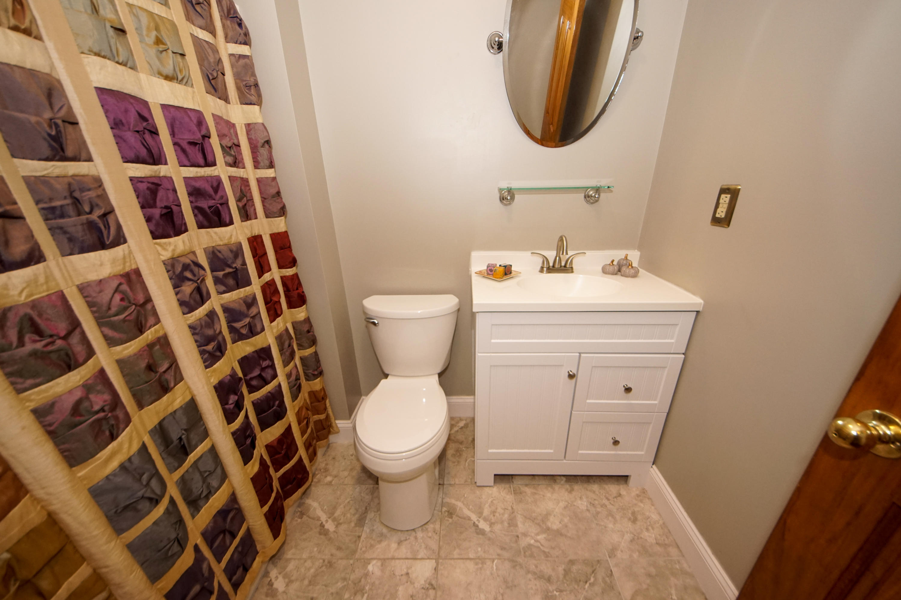 672 Riley Road Charleston, SC 29412 - Photo 22 of 35 Guest Bathroom