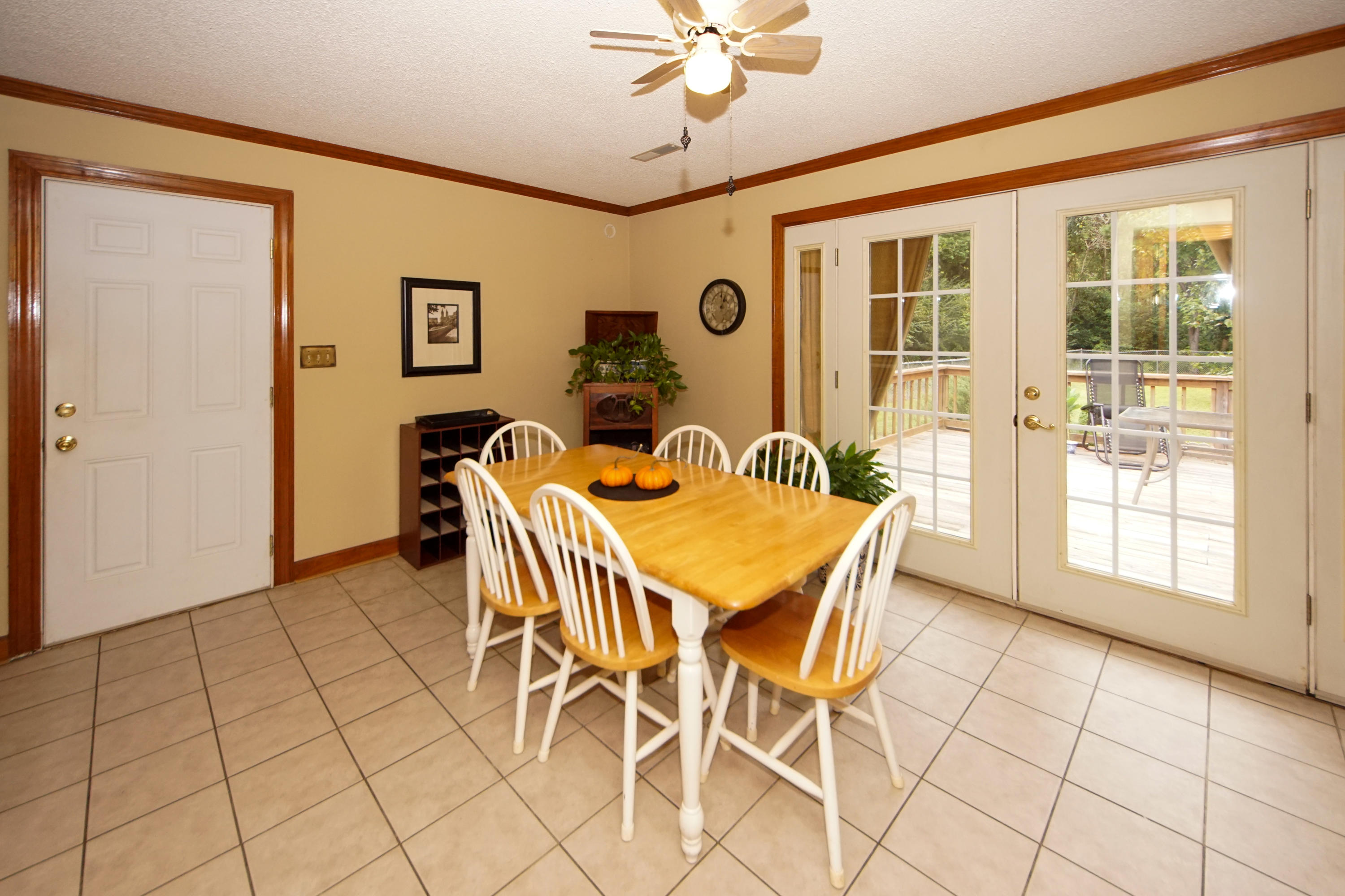 672 Riley Road Charleston, SC 29412 - Photo 10 of 35 Kitchen
