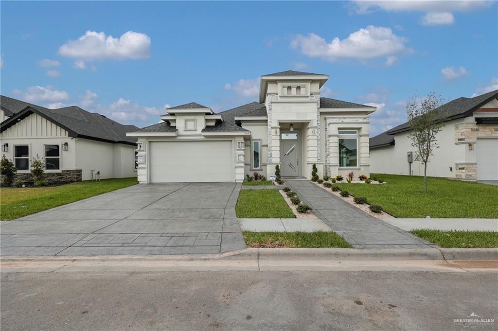 1015 Magnolia Street Mission, TX 78573 - Photo 2 of 26
