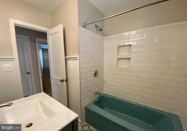 $2,600 | 304 Newfield Road, Glen Burnie, MD 21061