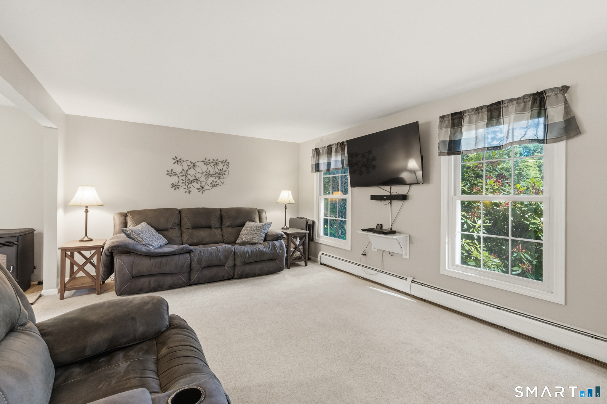 169 Tom Swamp Road Hamden, CT 06518 - Photo 20 of 40