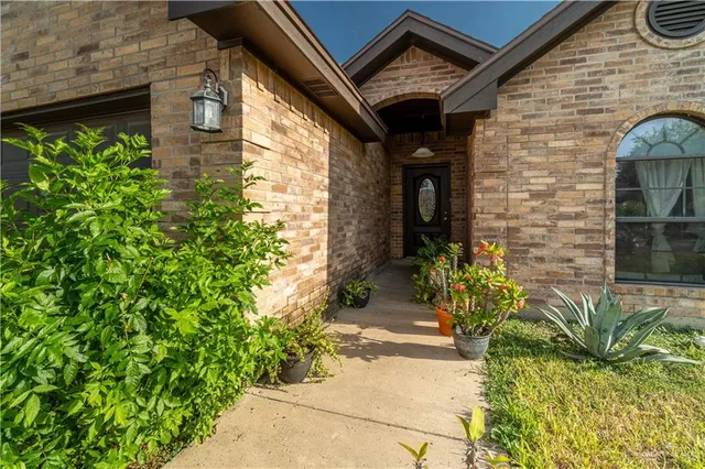 $250,000 | 1409 Valencia Avenue, Pharr, TX 78577