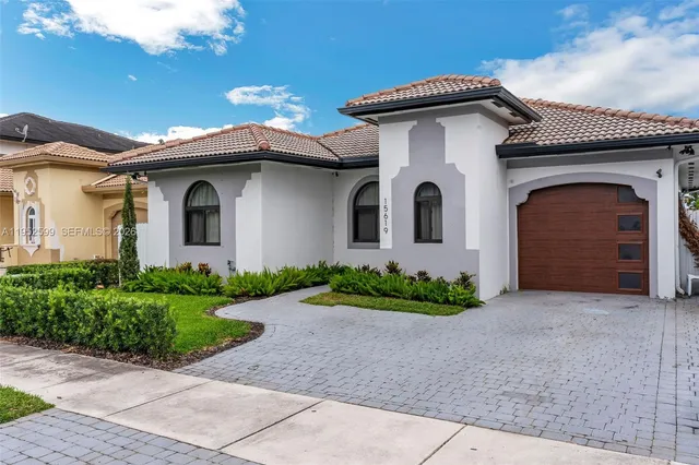 $815,000 | 15619 Southwest 14th Street, Miami, FL 33194