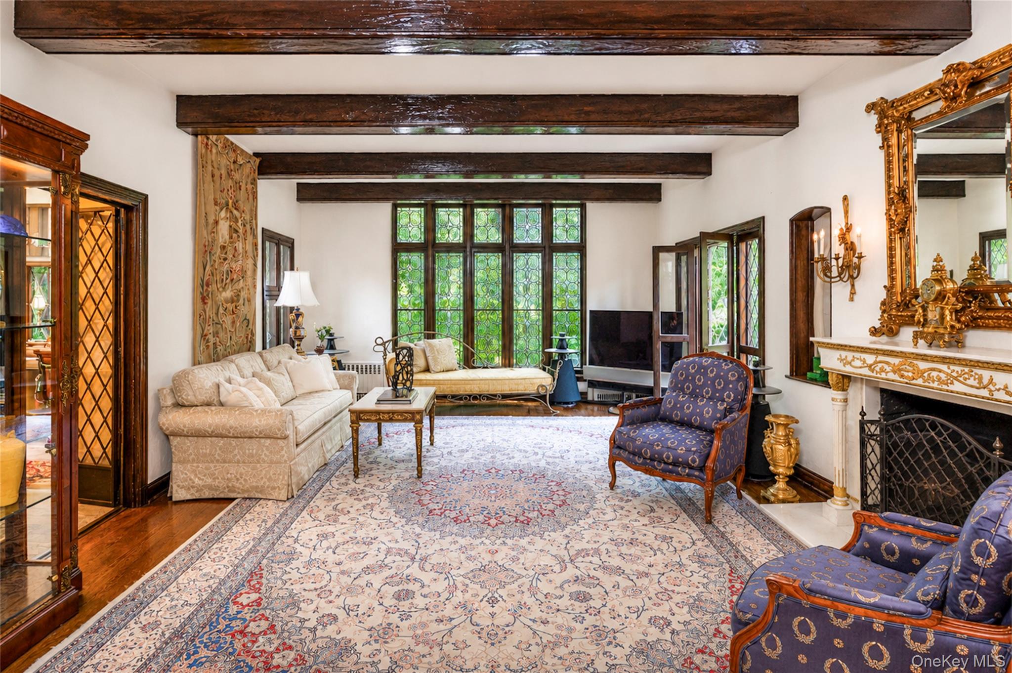 18 Hemlock Road Bronxville, NY 10708 - Photo 5 of 31