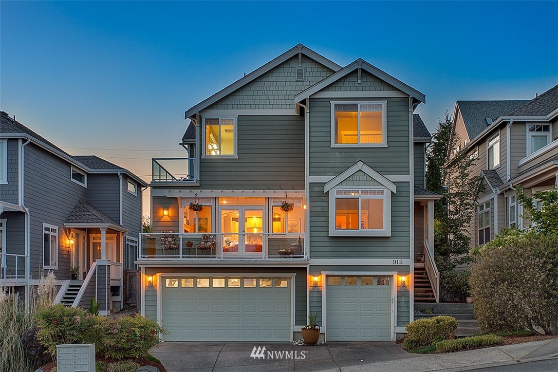 912 North 27th Place Renton, WA 98056 - Photo 1 of 23
