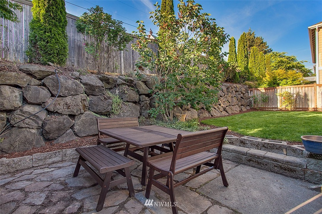 912 North 27th Place Renton, WA 98056 - Photo 19 of 23