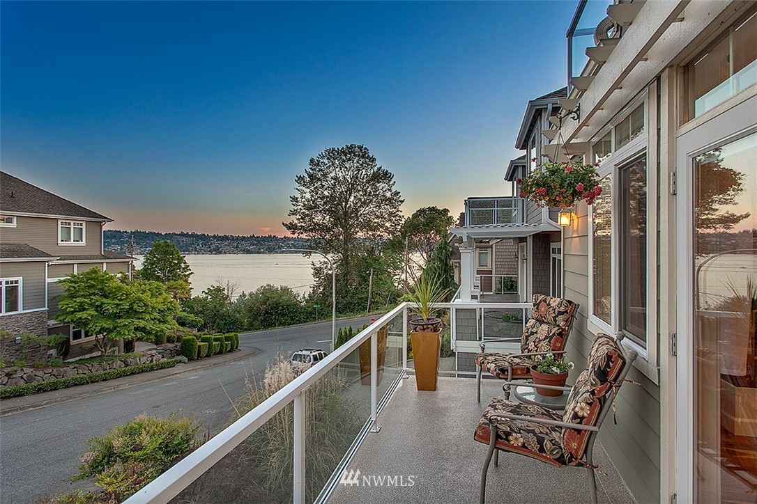912 North 27th Place Renton, WA 98056 - Photo 21 of 23