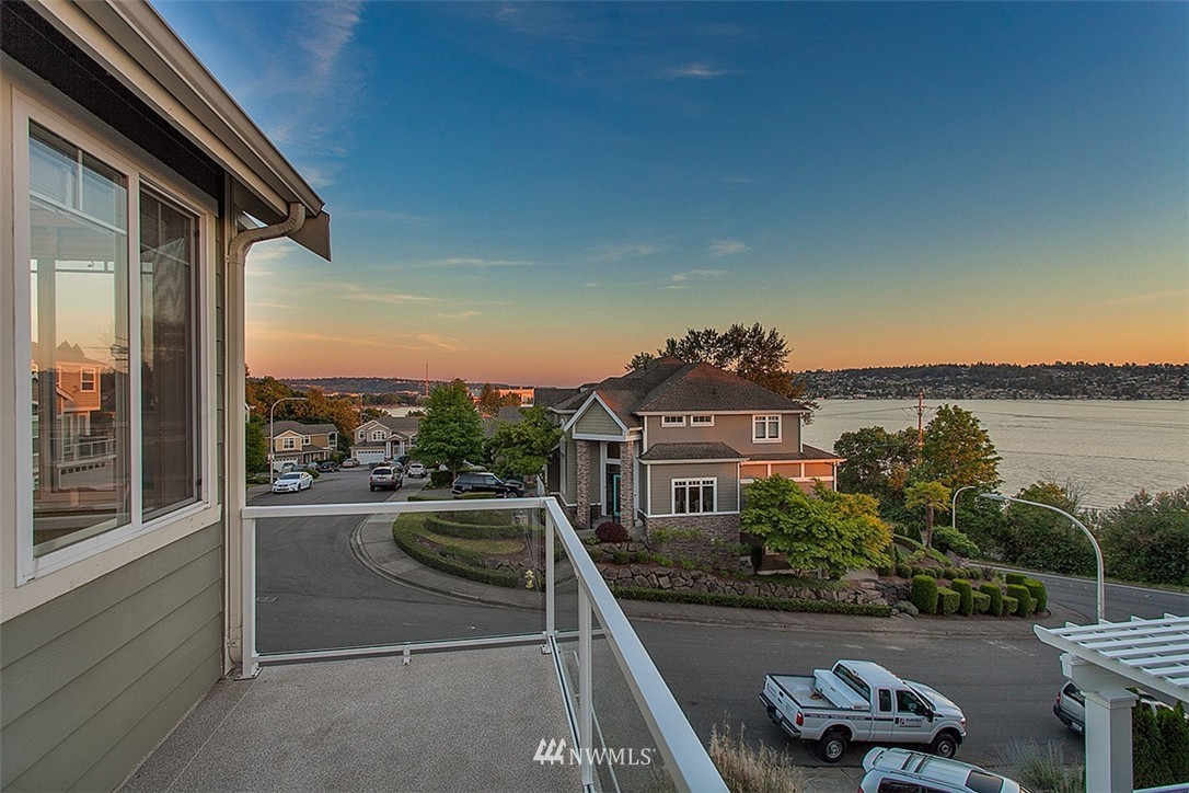 912 North 27th Place Renton, WA 98056 - Photo 22 of 23