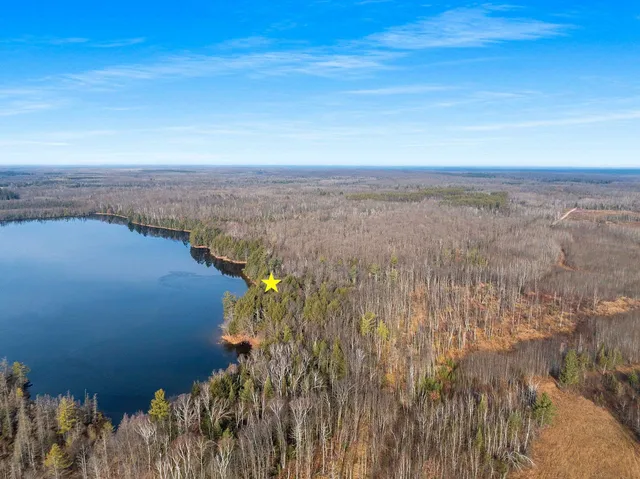 $949,900 | W8951 Pence Lake Road, Deerbrook, WI 54424