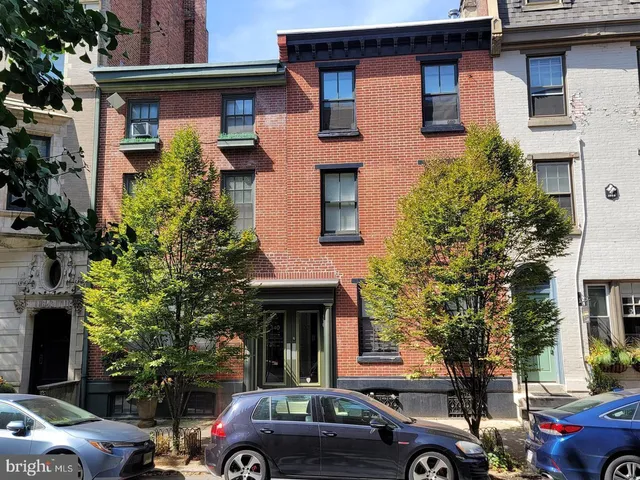 $900 | 338 South 16th Street, Unit 6, Philadelphia, PA 19102