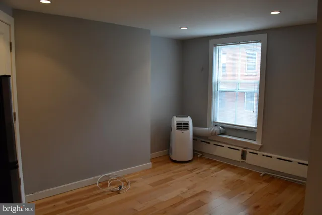 $900 | 338 South 16th Street, Unit 6, Philadelphia, PA 19102