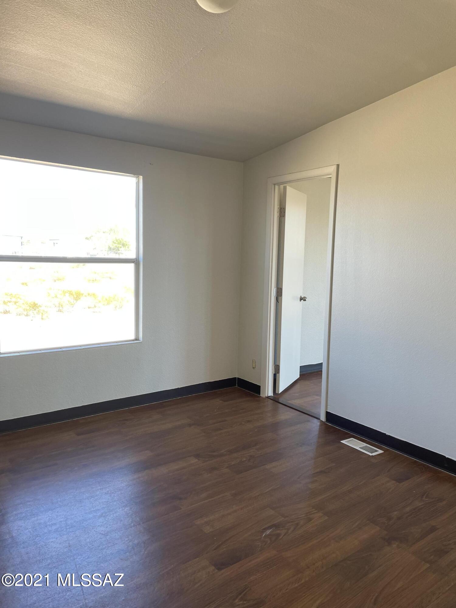 5894 East Hermans Road Tucson, AZ 85756 - Photo 16 of 32 Gallery Image 16