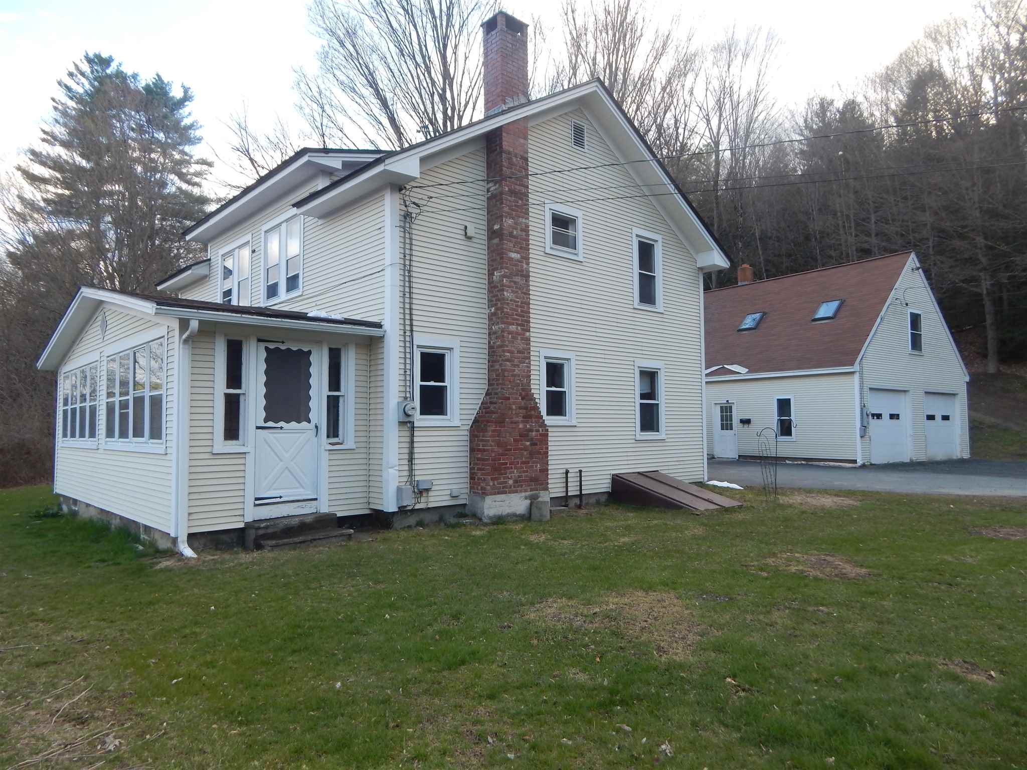 25 Sherwin Avenue Windsor, VT 05089 - Photo 1 of 32