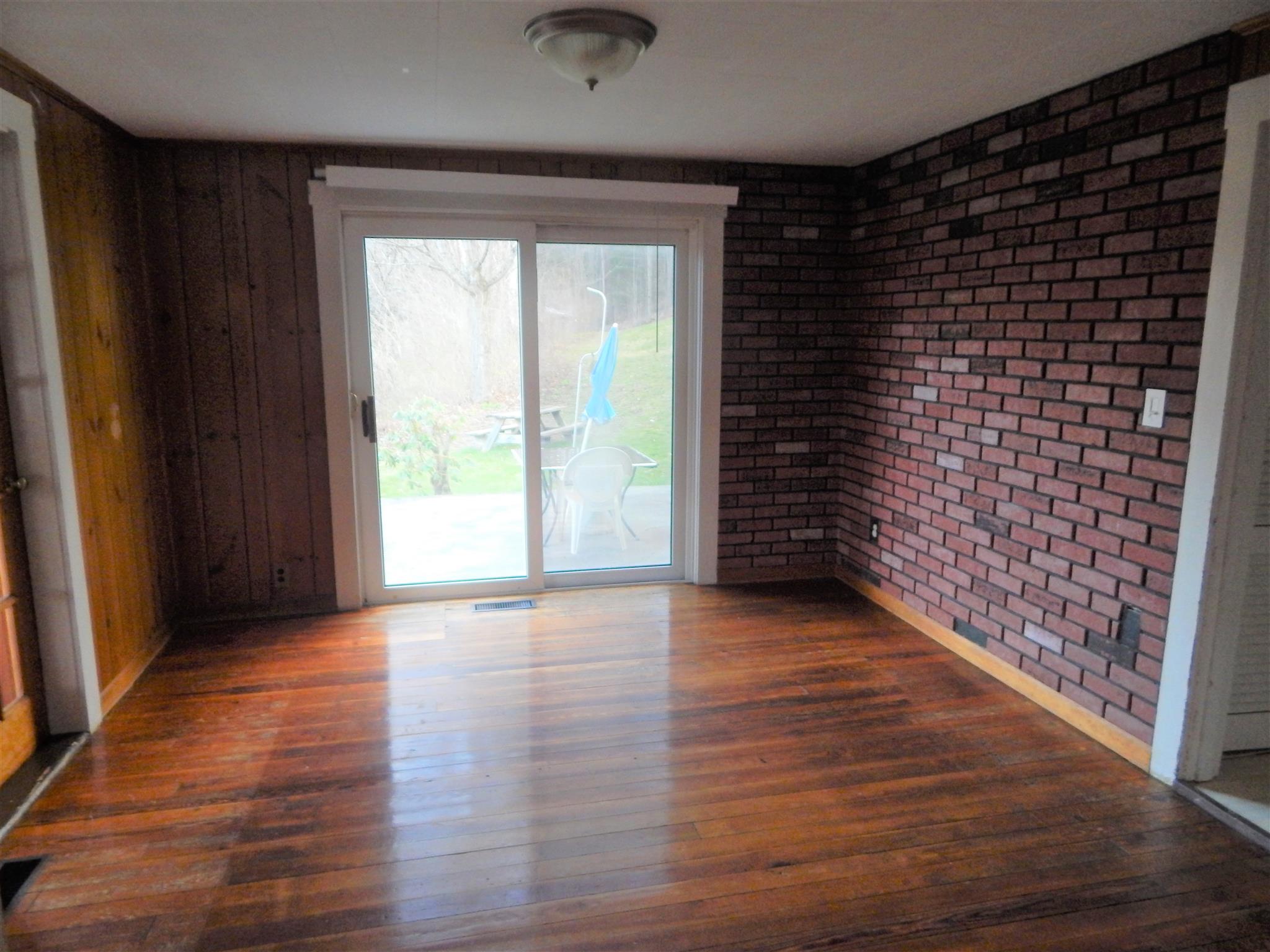 25 Sherwin Avenue Windsor, VT 05089 - Photo 26 of 32