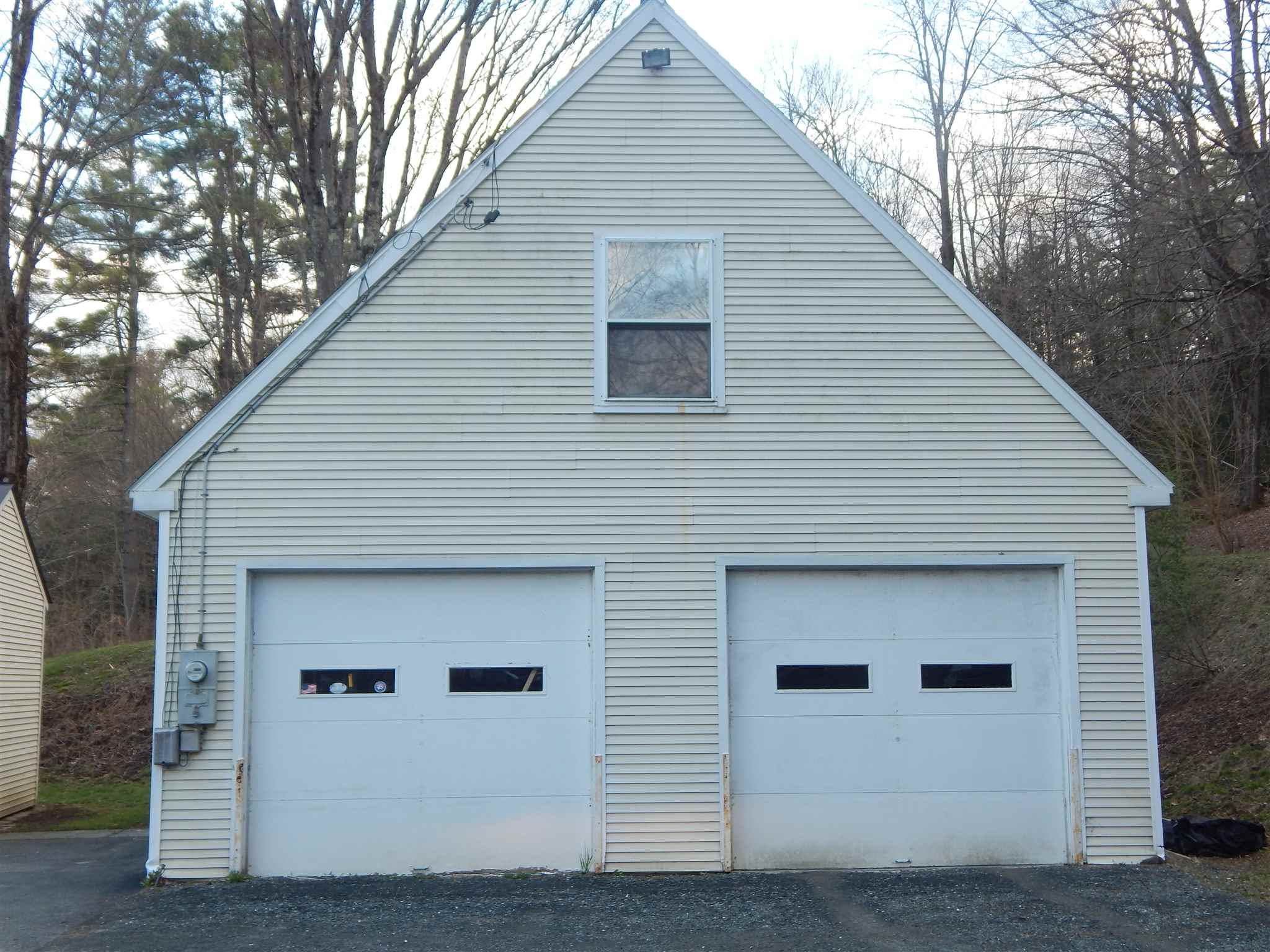 25 Sherwin Avenue Windsor, VT 05089 - Photo 8 of 32