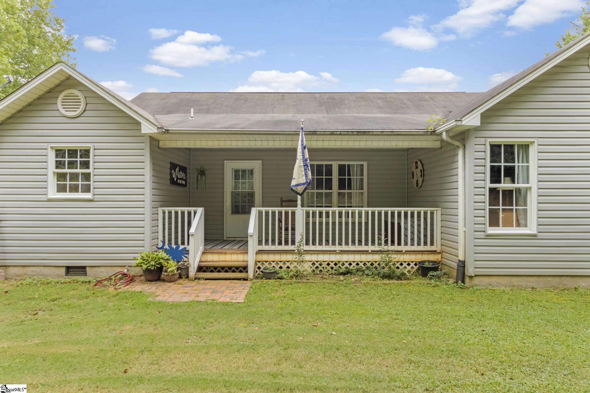 610 West Rutherford Street Landrum, SC 29356 - Photo 23 of 24