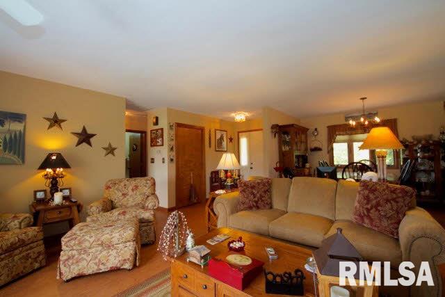 735 Vines Road Cobden, IL 62920 - Photo 9 of 24 Gallery Image 9