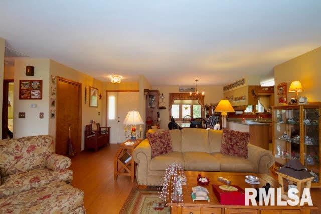 735 Vines Road Cobden, IL 62920 - Photo 10 of 24 Gallery Image 10