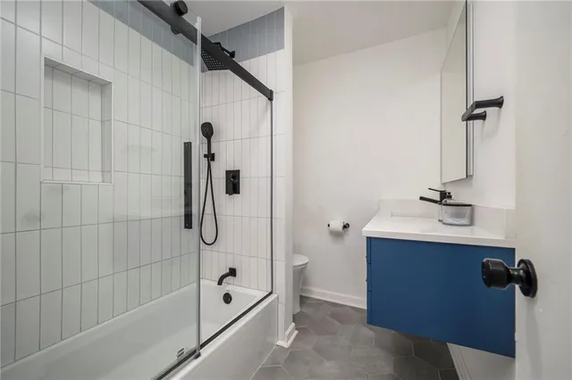 $675,000 | 1407 West 50 Street, Kansas City, MO 64112