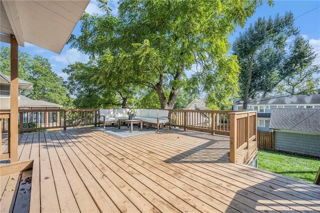 $675,000 | 1407 West 50 Street, Kansas City, MO 64112