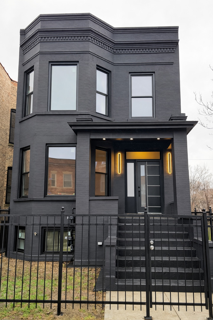 7339 South Harvard Avenue Chicago, IL 60621 - Photo 1 of 19