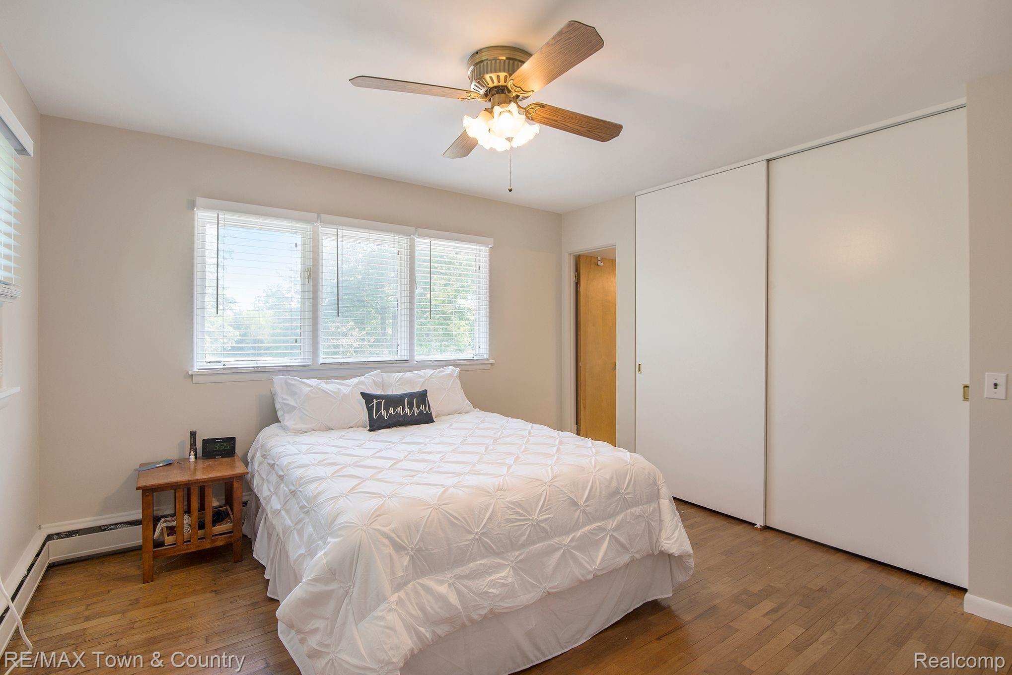 7214 Carpenter Road Flushing, MI 48433 - Photo 15 of 42 eQqPsR1w.jpeg