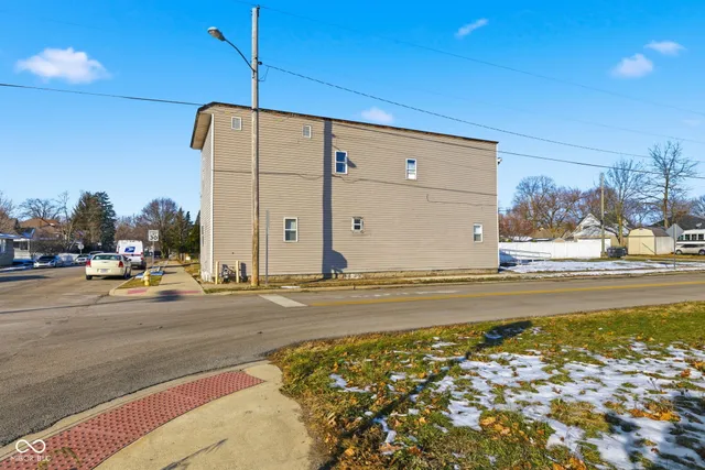 $790,000 | 702 West 5th Street, Anderson, IN 46016