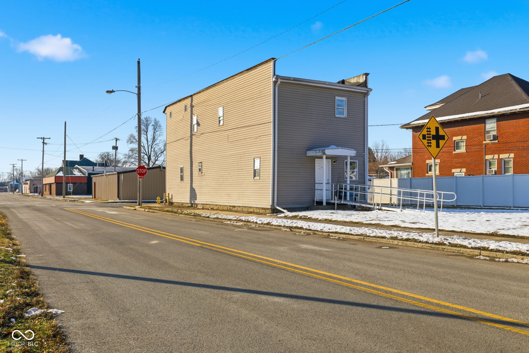 702 West 5th Street Anderson, IN 46016 - Photo 4 of 5
