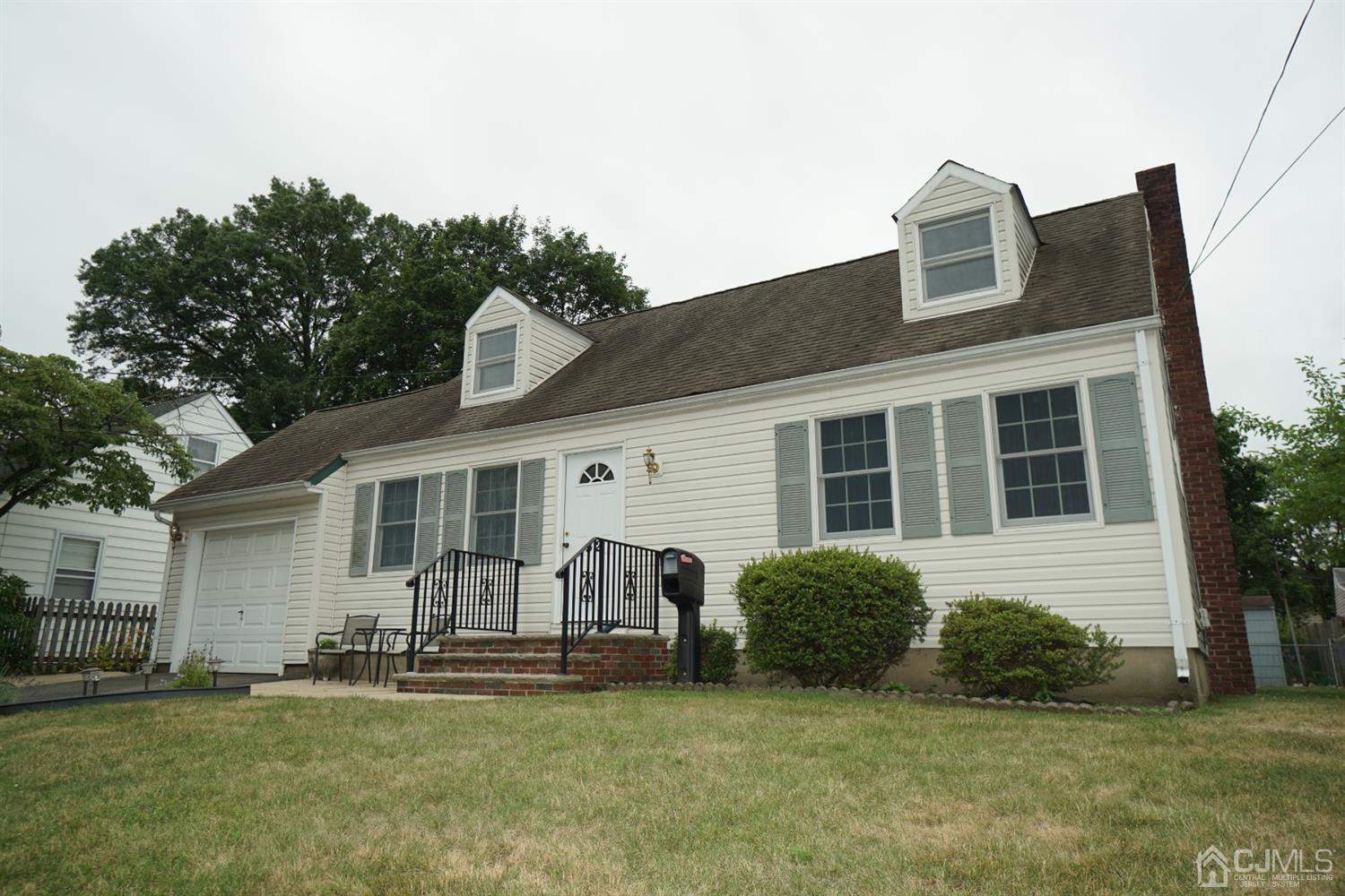 32 Bramhall Road Colonia, NJ 07067 - Photo 2 of 19 Gallery Image 2