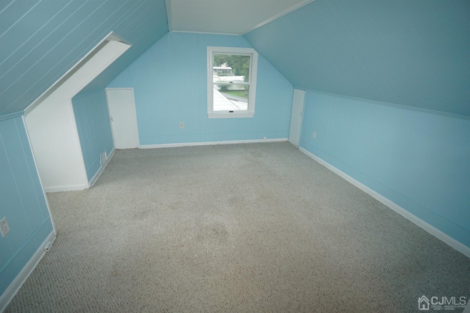 32 Bramhall Road Colonia, NJ 07067 - Photo 13 of 19 Gallery Image 13