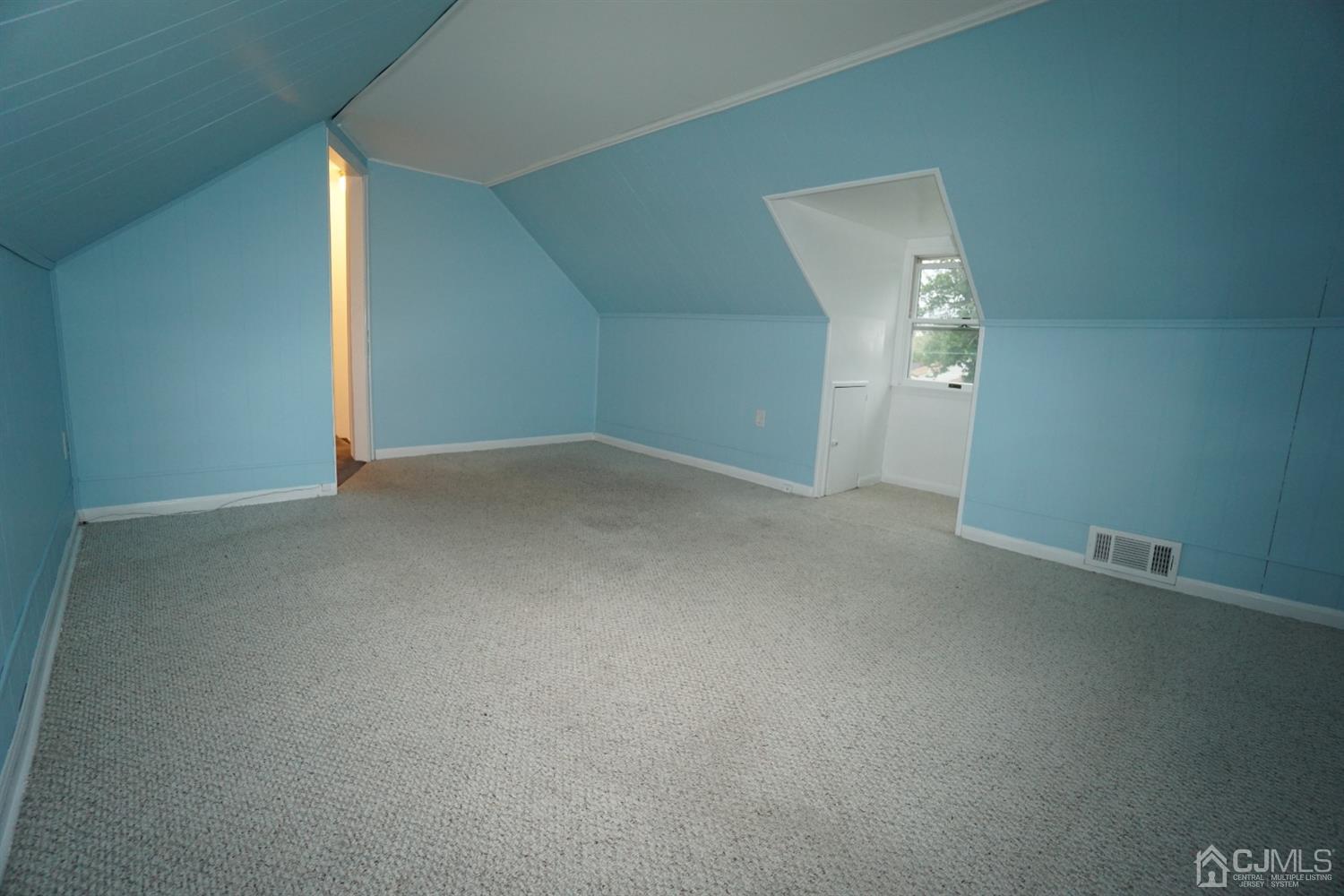 32 Bramhall Road Colonia, NJ 07067 - Photo 14 of 19 Gallery Image 14