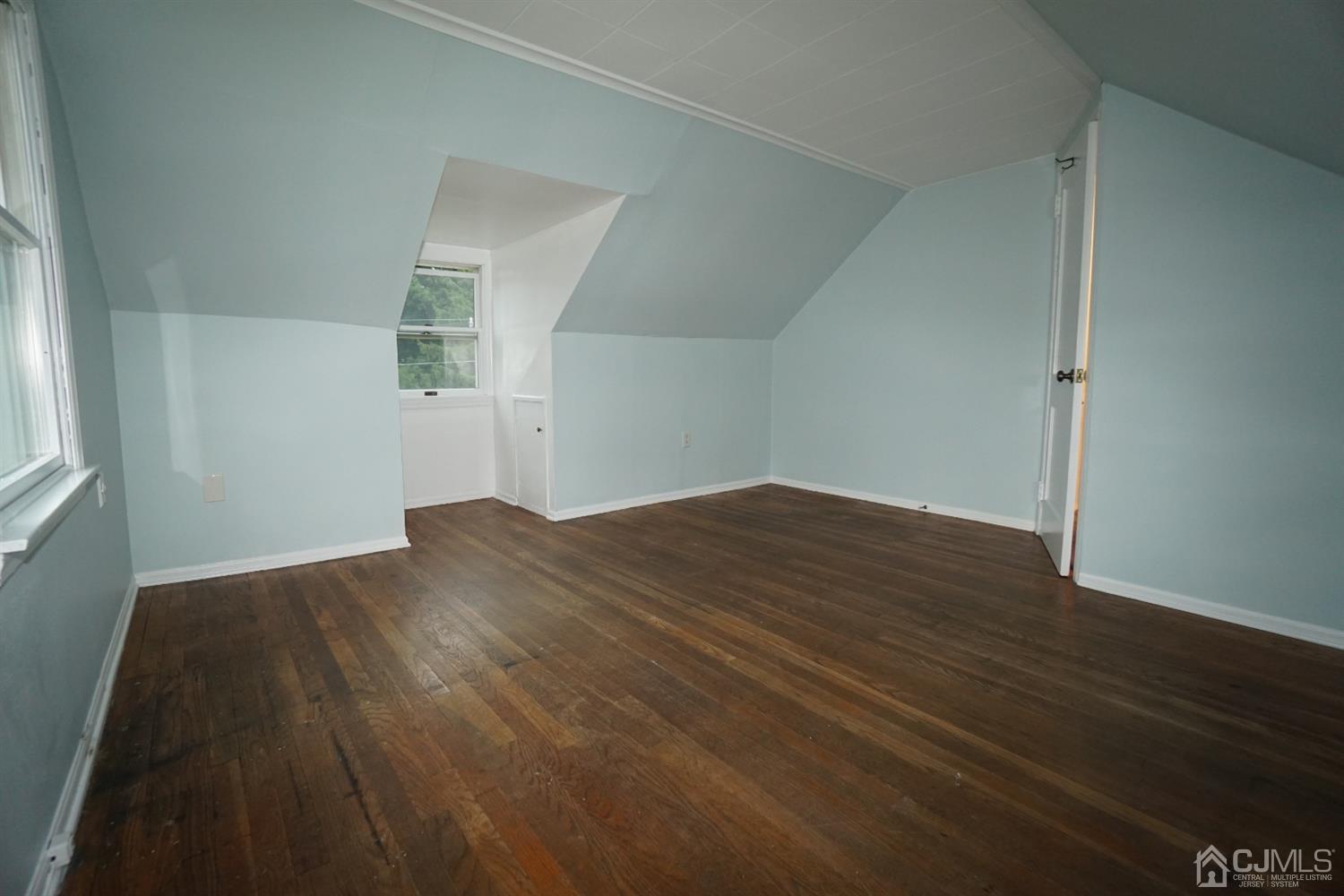 32 Bramhall Road Colonia, NJ 07067 - Photo 16 of 19 Gallery Image 16