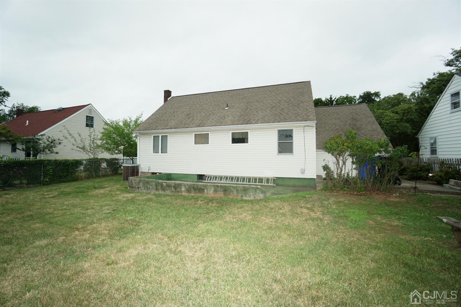 32 Bramhall Road Colonia, NJ 07067 - Photo 18 of 19 Gallery Image 18