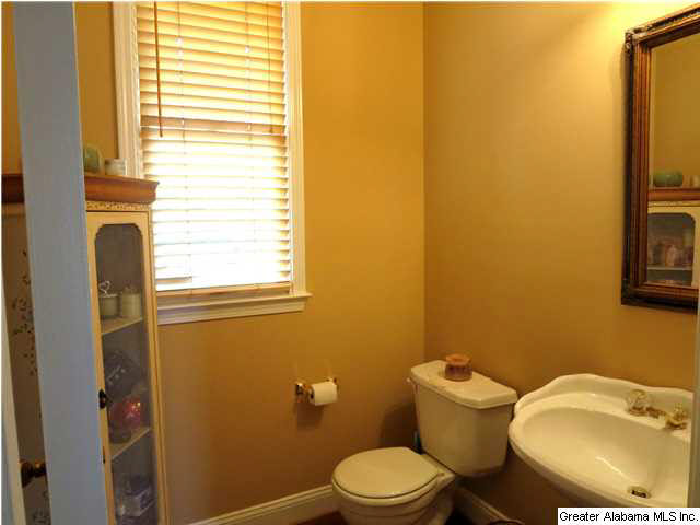826 Meadow Ridge Lane Birmingham, AL 35242 - Photo 5 of 26