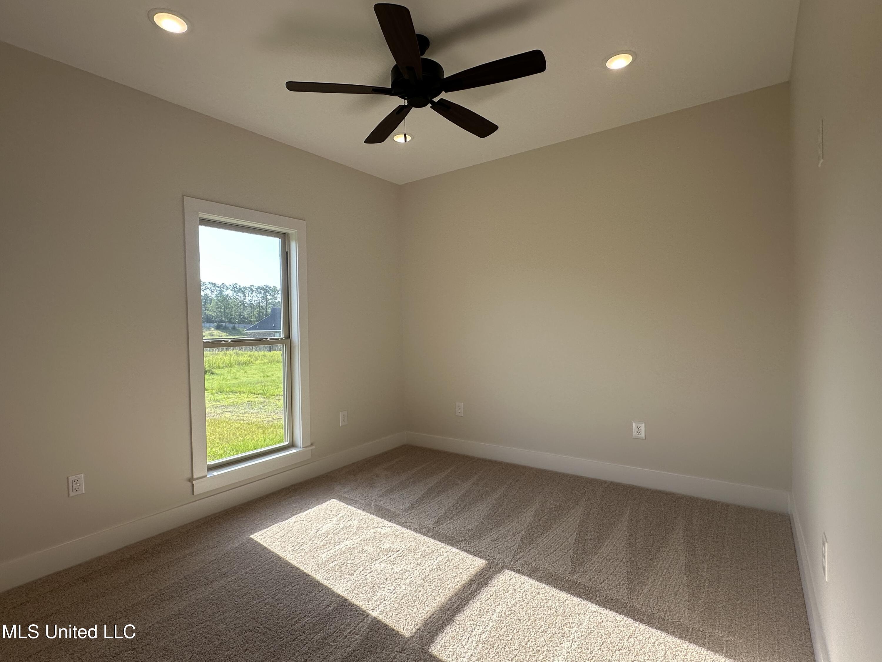 24 Pipestone Sumrall, MS 39482 - Photo 15 of 18 IMG_1595