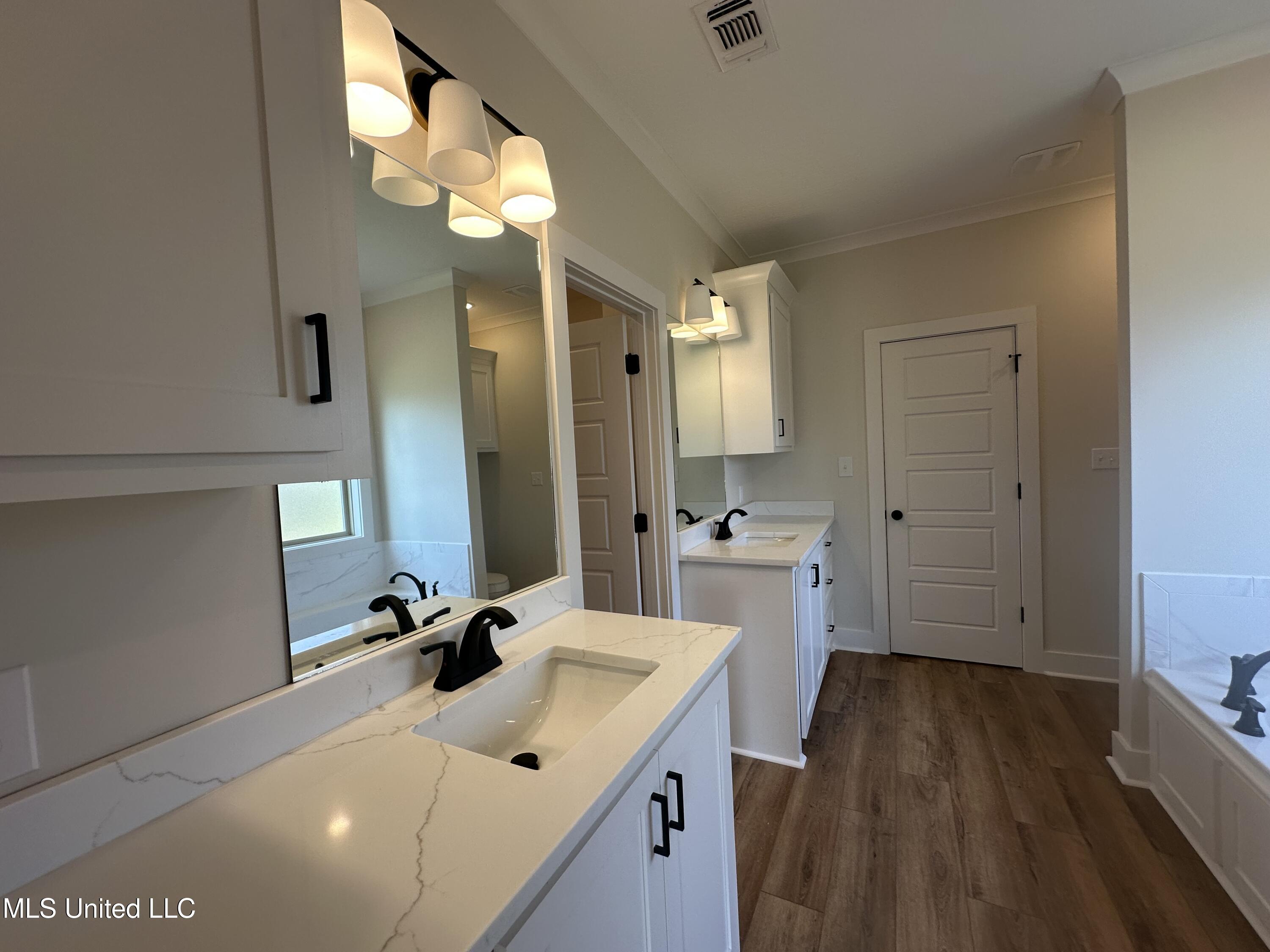 24 Pipestone Sumrall, MS 39482 - Photo 10 of 18 IMG_1611