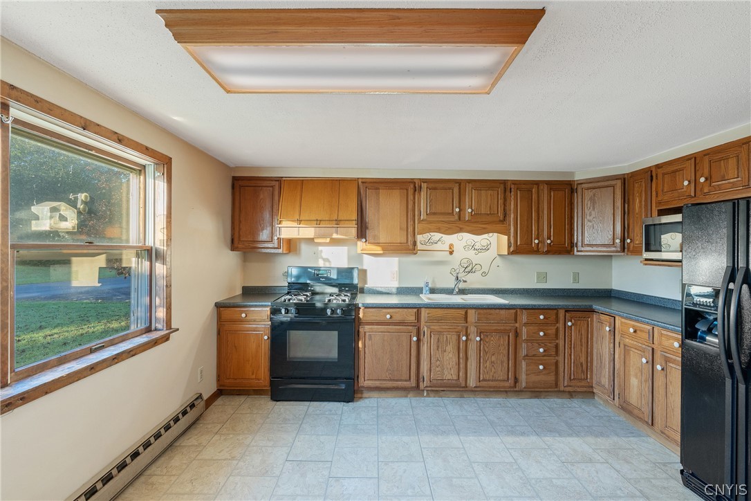 802 Rowlee Road Volney, NY 13126 - Photo 9 of 32 Gallery Image 9