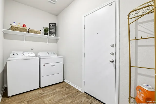 a view of utility room with washer and dryer