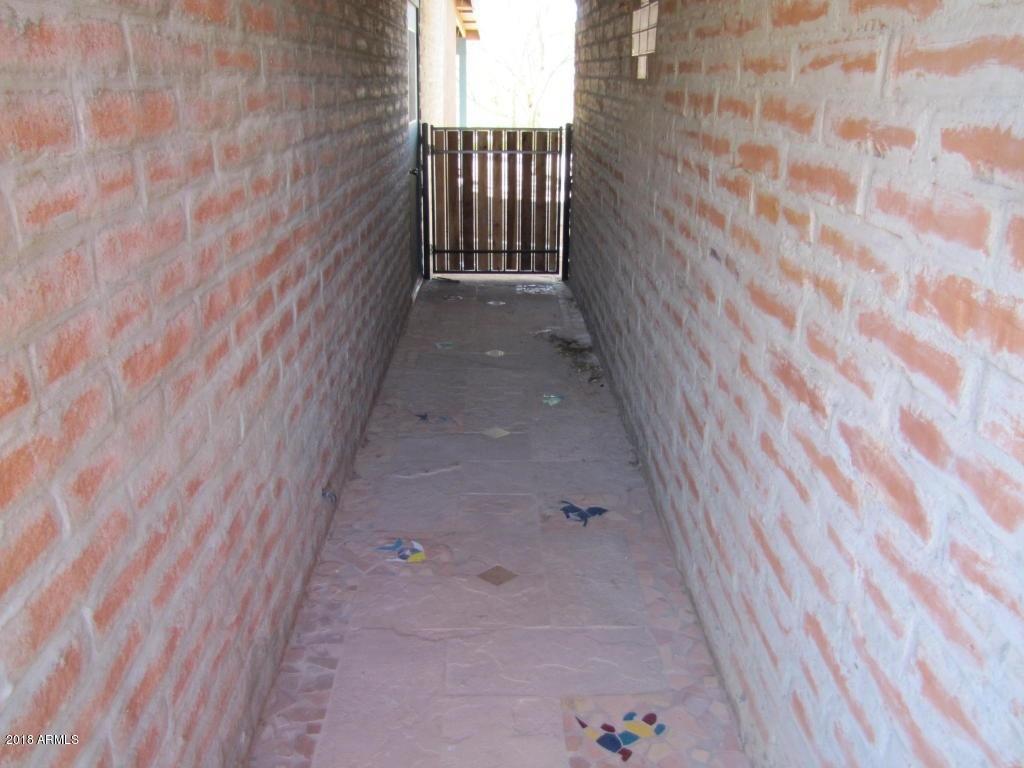 5724 East Saguaro Road Cave Creek, AZ 85331 - Photo 27 of 45 Guest House Entrance