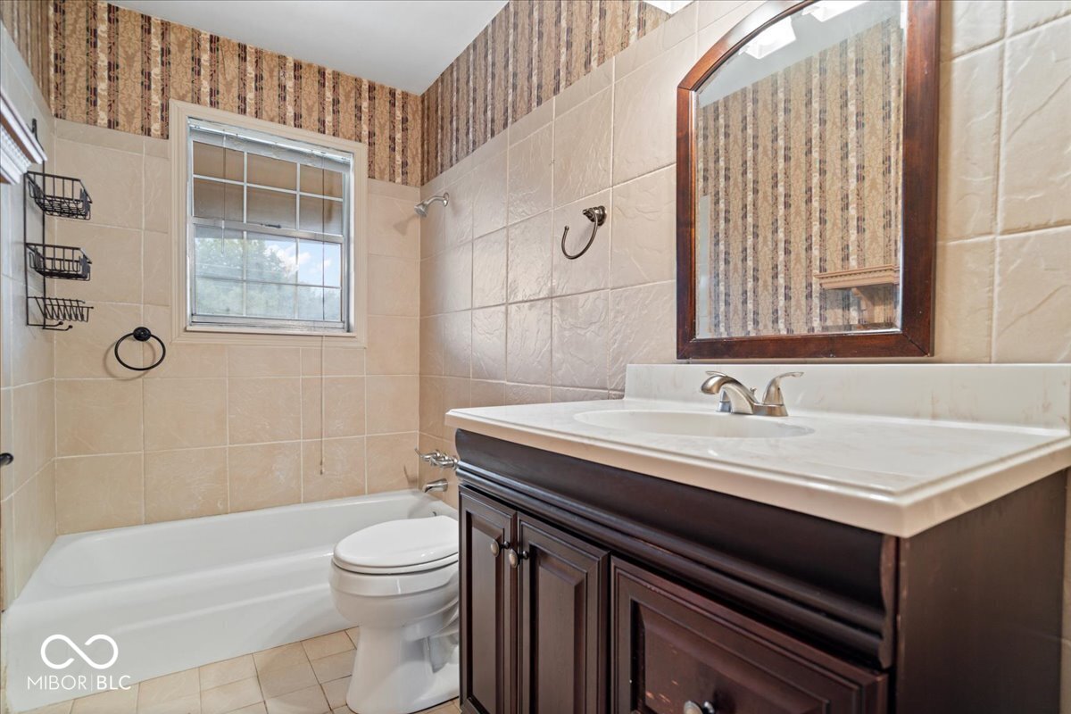 5022 Allisonville Road, Unit E Indianapolis, IN 46205 - Photo 15 of 42