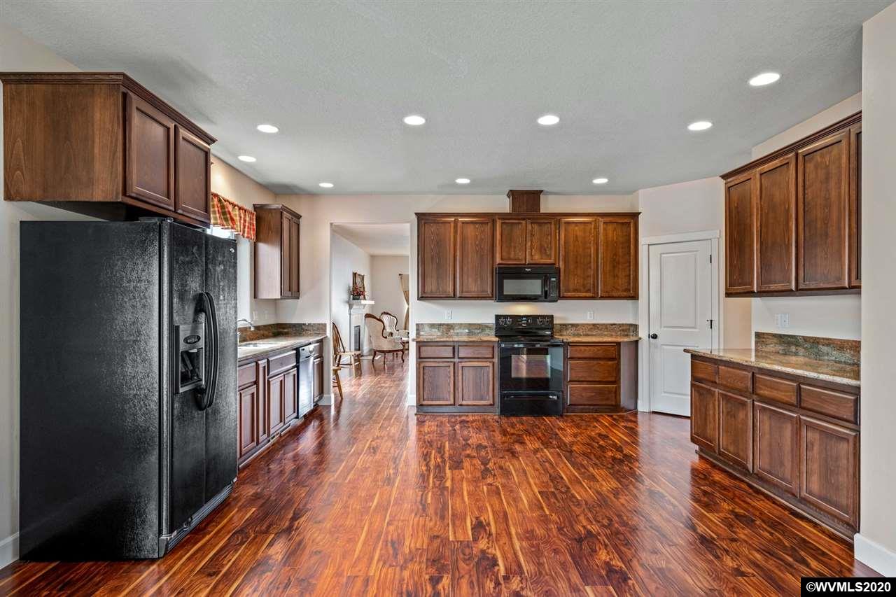 6235 Sedona Road Albany, OR 97321 - Photo 15 of 42 Gallery Image 15