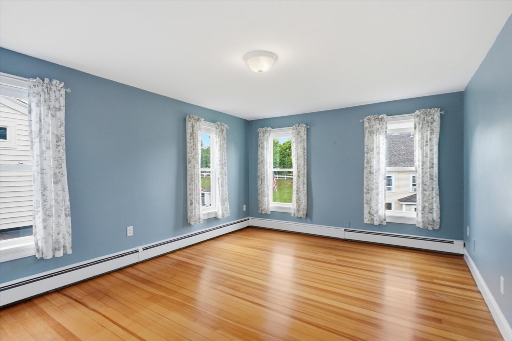 27 Haverhill Road, Unit B Amesbury, MA 01913 - Photo 21 of 36