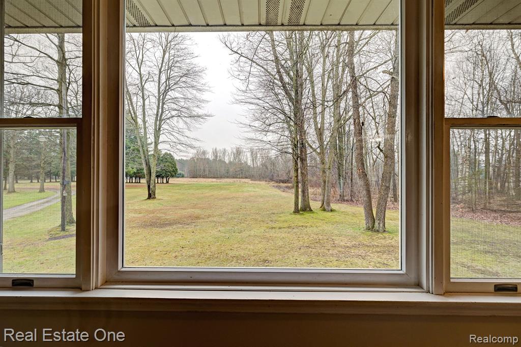 2175 Vernor Road Lapeer, MI 48446 - Photo 6 of 51