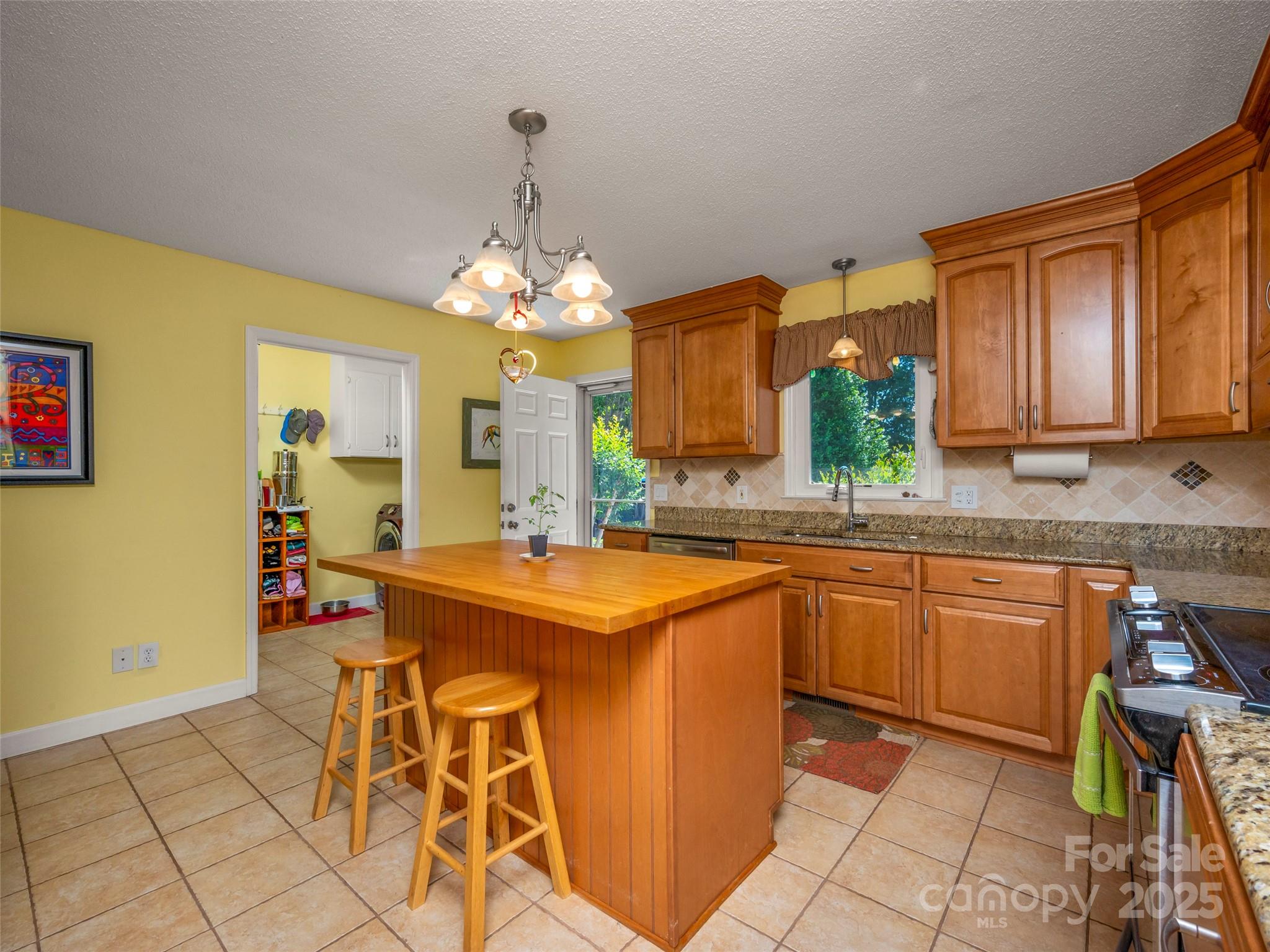 301 Spring Valley Road Inman, SC 29349 - Photo 14 of 48