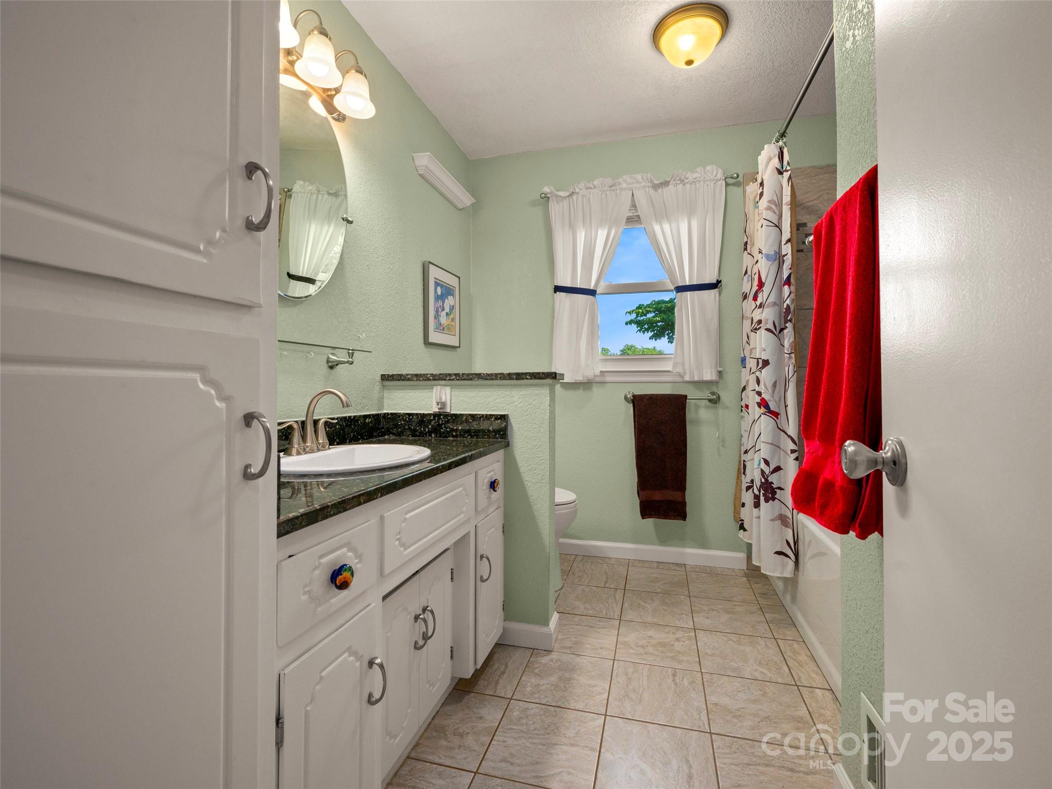 301 Spring Valley Road Inman, SC 29349 - Photo 24 of 48
