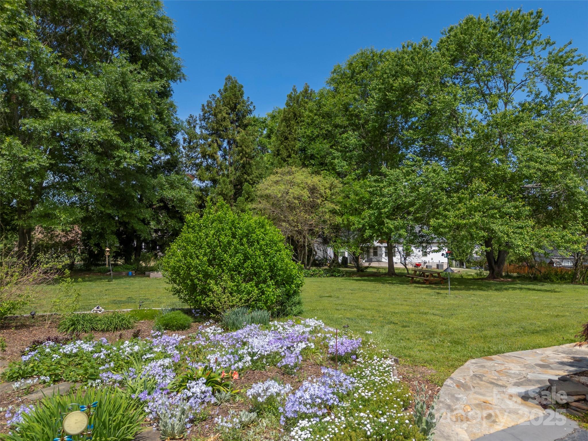 301 Spring Valley Road Inman, SC 29349 - Photo 41 of 48