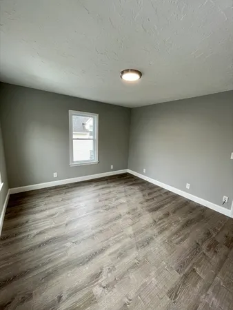 $2,300 | 58 Houghton Street, Unit 2, Worcester, MA 01604