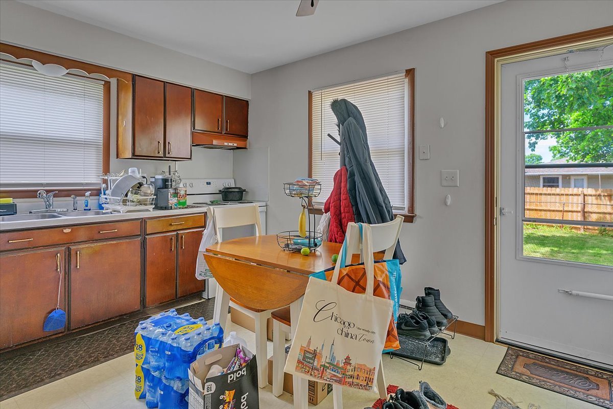 709 West McKinley Street Harvard, IL 60033 - Photo 19 of 23
